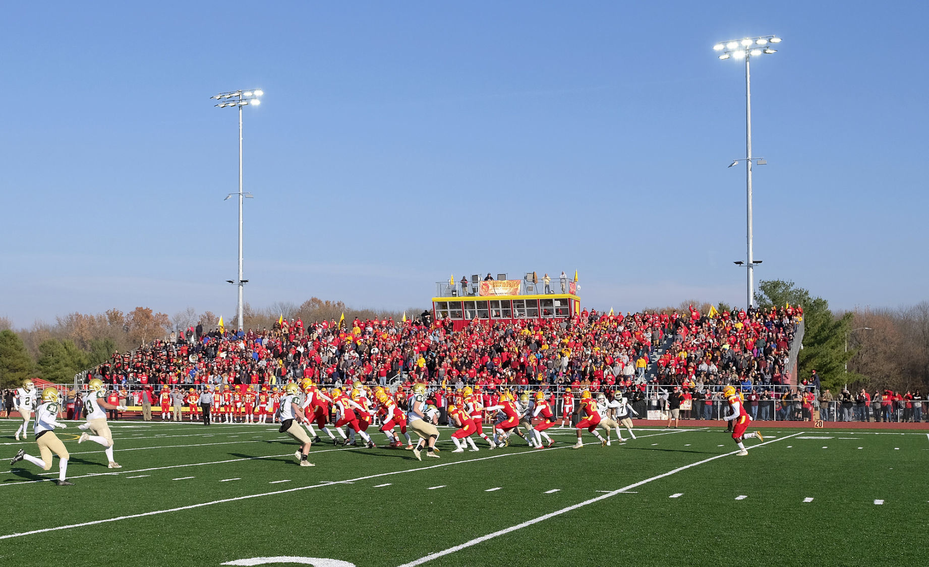 Murphysboro downs Bishop McNamara